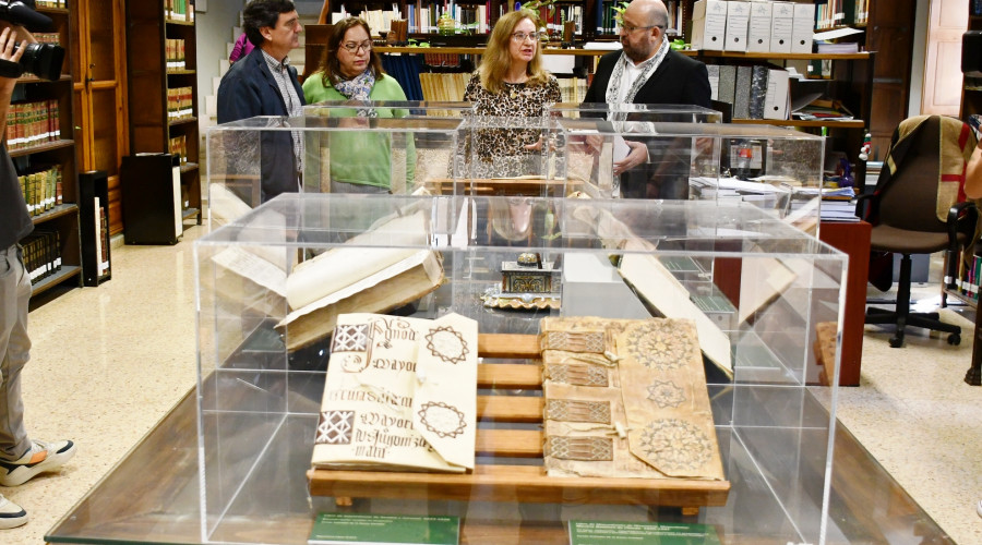 Ya se pueden comprar libros del fondo editorial de Diputación a precios reducidos y visitar las exposiciones gratuitas